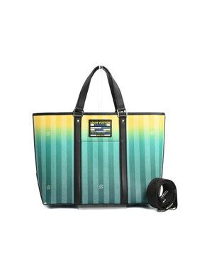 Louis Vuitton Tote Weekend